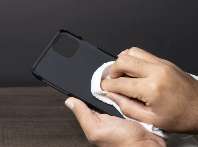 cách làm sạch ốp hiệu quả